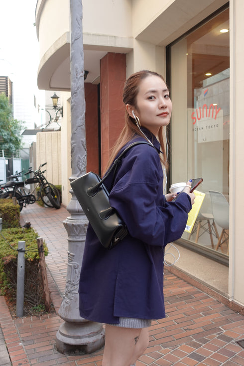 エンブロイダリーBIGシャツ